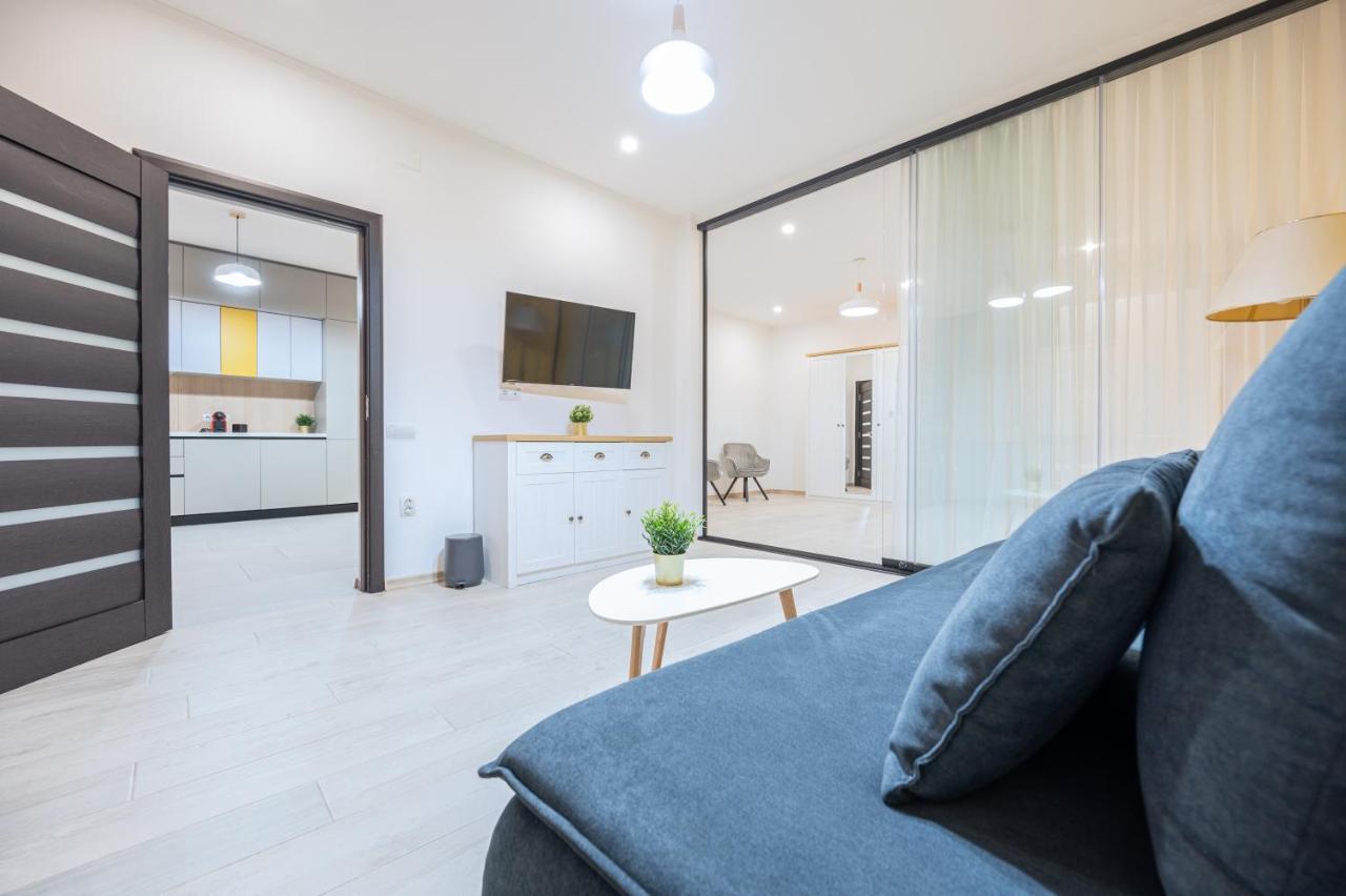 Central Park Apartments Oradea Buitenkant foto